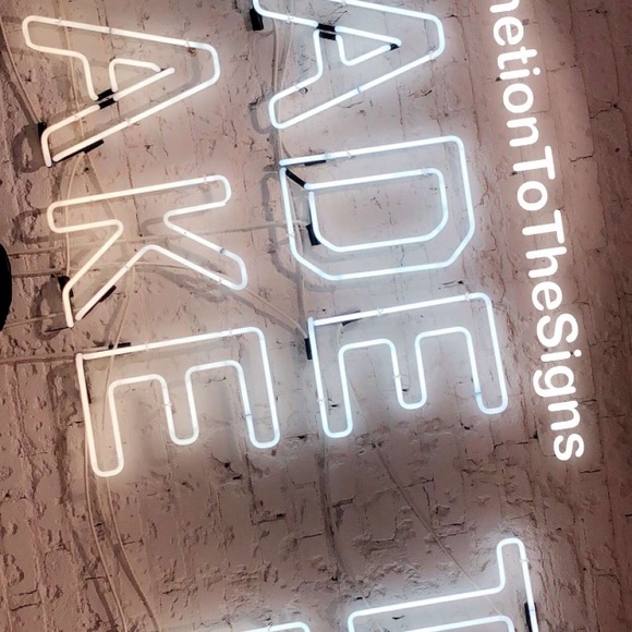 Meet your Posher, Derek - Picture 1 of 1